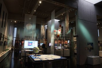 🔬 국립극지연구소 남극・북극 과학관(코쿠리츠쿄쿠치켄큐쇼 난쿄쿠・홋쿄쿠카가쿠칸) 이미지 2